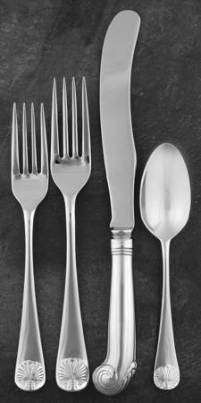 Williamsburg Royal Shell (Stainless) 4 Piece Place Setting