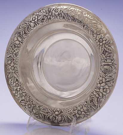 Repousse-Full Chased-Hand Chased 8" Round Vegetable