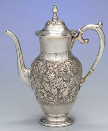 Repousse-Partial Chased (Strlg, Hlwr) by Kirk Stieff