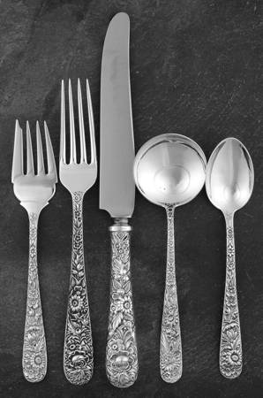 Repousse (Sterling, 1924, S.Kirk & Son, Inc.) 5 Piece Place Size Setting