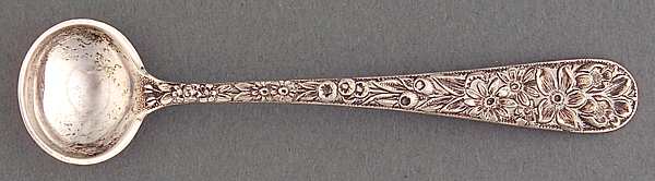 Repousse (Sterling, 1924, S.Kirk & Son, Inc.) Master Salt Spoon