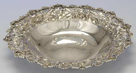 Repousse-Full Chased-Hand Chased 11" Round Vegetable