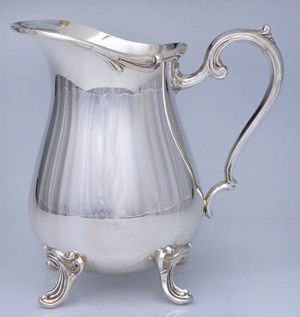 LEO25 (Silverplate, Hollowware) Silverplate Water Pitcher