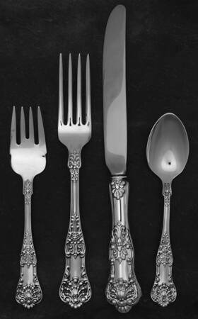 New Kings (Sterling, 1995) 4 Piece Dinner Size Setting