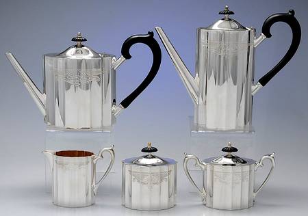 Colonial Classic (Plated, Hollowware) (5 Pc) Tea Set (PCP, PTP, PCR, PSU, WBCW)