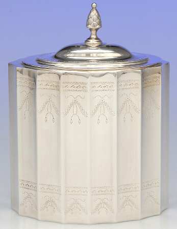 Paul Revere (Silverplate, Hollowware) Biscuit Box with Hinged Lid