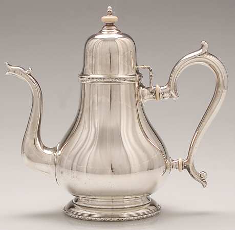 William &amp; Mary (Sterling, Hollowware)  by Lunt Silver