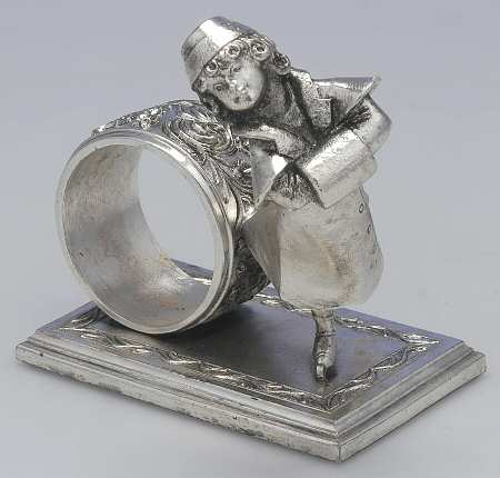 Silverplate Hollowware Figural Napkin Ring