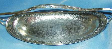 2329 (Silverplate, Hollowwware) by Meriden Britannia 