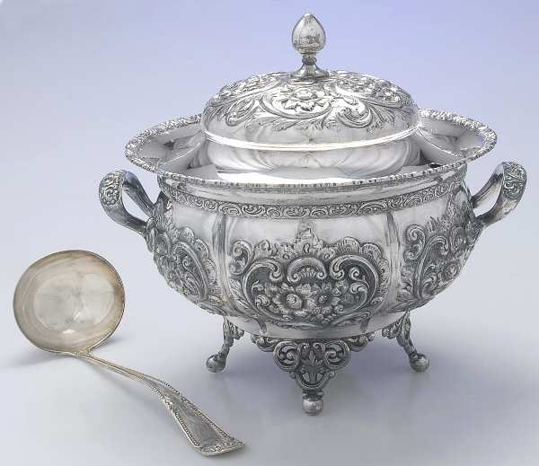 1704 (Silverplate, Hollowware) by Meriden Britannia 