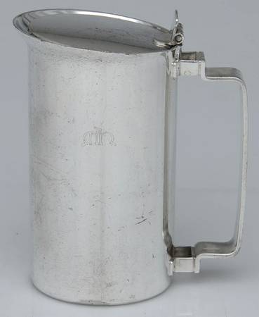 47070 (Silverplate, Hollowware) by Meneses