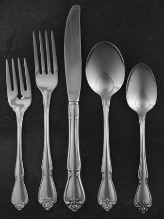Arbor Rose-True Rose (Stainless) 40 Piece Estate Set