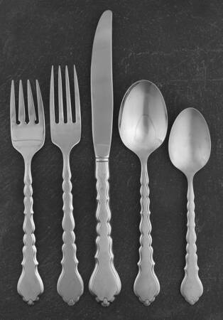 Cello (Stainless, Betty Crocker) 40 Piece Estate Set