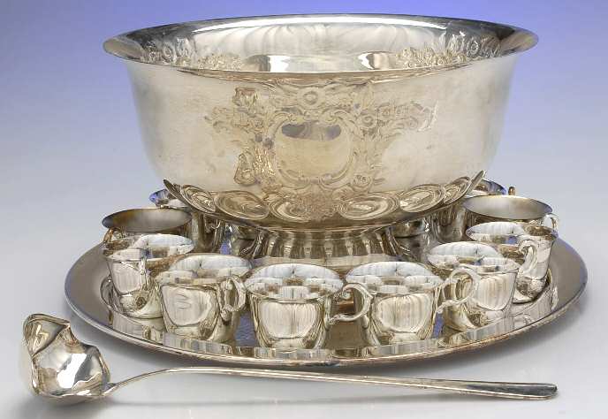 Castle Court (Silverplate, Hollowware) Punch Set (Bowl,  12 Cups, Tray and Ladle)