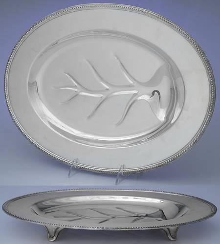 203 (Silverplate, Hollowware) Meat Platter with Well Tree by Oneida Silver