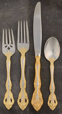 Golden Michelangelo (Stainless) 4 Piece Place Setting by Oneida Silver