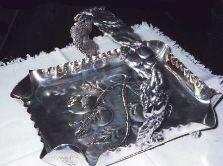 1249 (Silverpalte, Hollowware) by Pairpoint Mfg Co