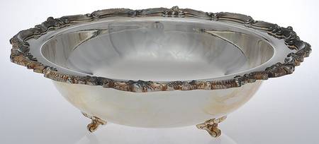 138 (Silverplate, Hollowware) 11" Round Footed Vegetable Bowl