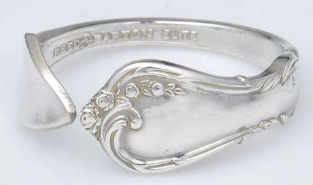 Cottage Rose (Silverplate, 1985) Napkin Ring Large HC