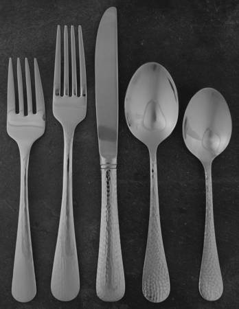 Olde English Hammered (Stainless) 5 Piece Place Setting
