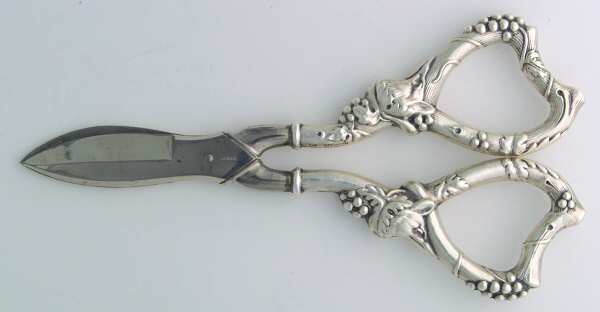 RWV1 (STERLING) Grape Shears with Hollow Handle by Roger Williams