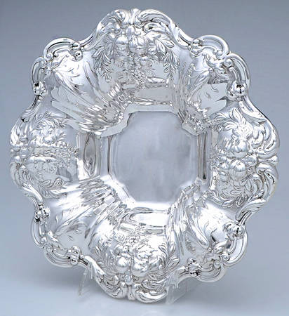 Francis I (Sterling, Hollowware, No Dates) Medium Sterling Round Vegetable Bowl