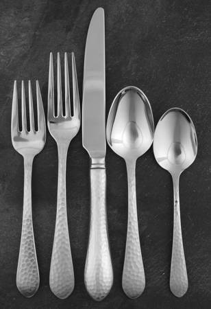 Hammered Antique Matte (Stainless) 40 Piece Estate Set