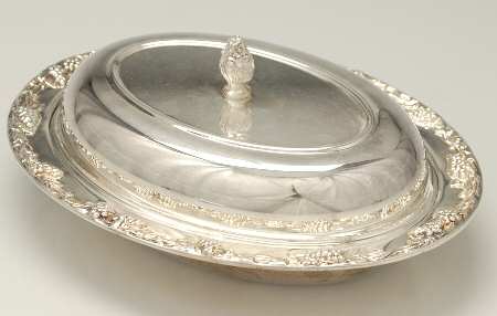 Silverplate Hollowware (2 Pc) 11" Oval Double Vegetable