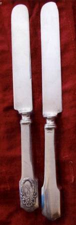 Louis XVI (Sterling, 1909) Blunt Hollow Knife with Bolster