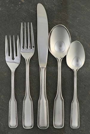1776 (Stainless) 5 Piece Place Setting