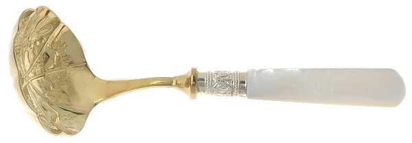 Victoria(Silverplate, Pearlhdl, More Design Band) Solid Piece Cream Ladle