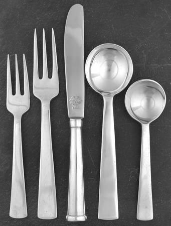 Augustus (Silverplate) 40 Piece Estate Set