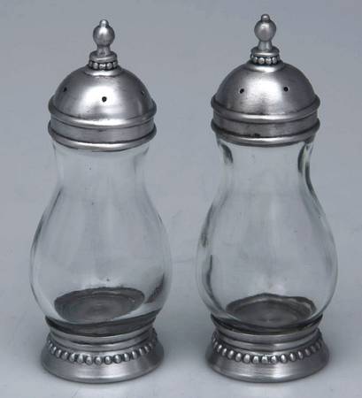 Astoria (Stainless, Hollowware) Crystal Salt & Pepper W/Metal Top & Base