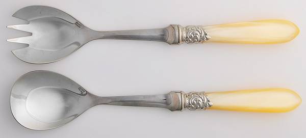 Pompadour-Cream (Stainless) 2 Pc Salad Set with Stainless Bowl