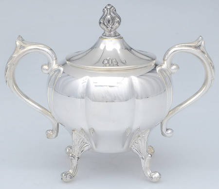 SDN16 (Silverplate, Hollowware) Sugar Bowl & Lid by Sheridan Silver Co