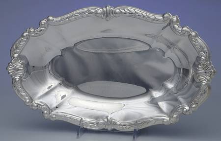 Baroque (Silverplate, Hollowware) 13" Bread Tray by Sheridan Silver Co