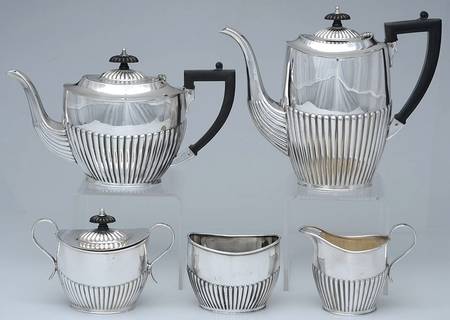 836 (Silverplate, Hollowware) 5-Piece Plated Tea Set (with Waste)
