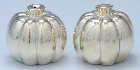 Sterling Hollowware Salt & Pepper Set