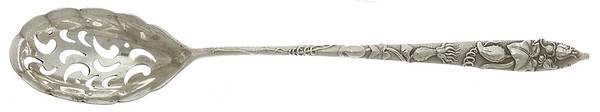 Vine-Multi Motif (Sterling, 1872) Pierced Bowl Short Handle Olive Spoon
