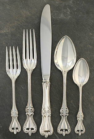 Old Colonial (Sterling, 1895, No Monograms) 5 Piece Dinner Size Setting by Towle Silver