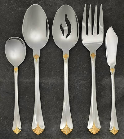Santa Barbara Gold (Stainless) 5 Piece Hostess Set