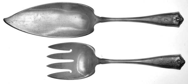 Winthrop (Sterling, 1909) 2 Piece Large Solid Fish Serving Set