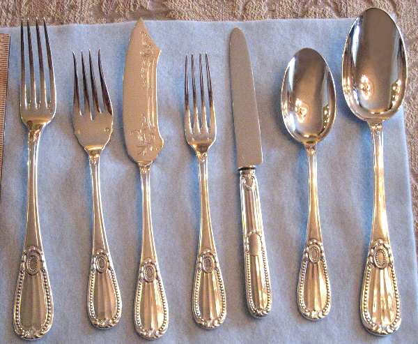 Perles (Sterling) Place/Oval Soup Spoon