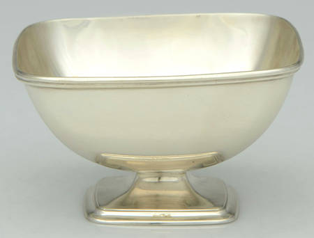 Mary Chilton (Sterling, Hollowwaree) Sterling Footed Bon Bon Bowl