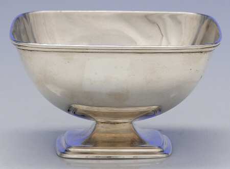 Mary Chilton (Sterling, Hollowwaree) Sterling Footed Bon Bon Bowl