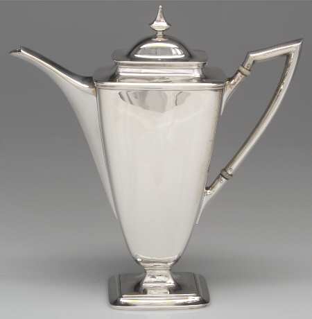 Mary Chilton (Sterling, Hollowwaree) Mini Coffee Pot