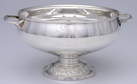 Old Master (Sterling, Hollowware, Towle Mark) 6" Handled Round Bowl