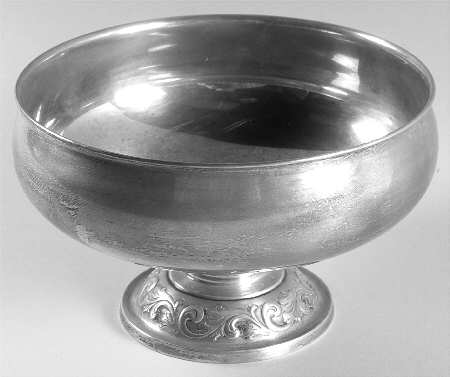 Old Master (Sterling, Hollowware, Towle Mark) 6" Round Pedestal Bowl