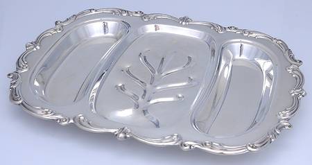 Old Master(Silverplate, Holloware, Scroll Edge) Large 3-Part Footed Meat Platter