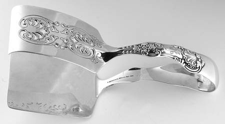English King (Sterling, 1885, Monograms) Solid Piece Aspragus Tongs